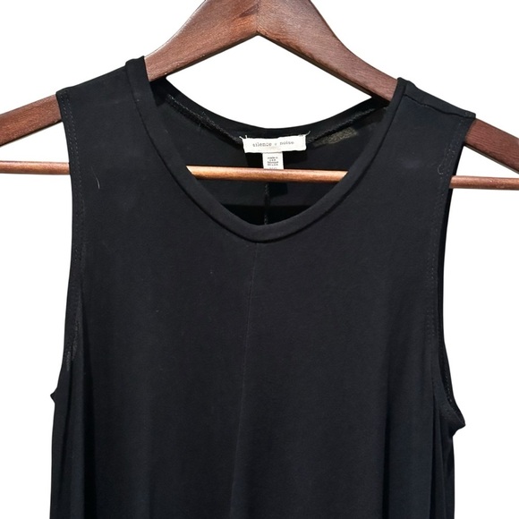 SILENCE + NOISE Urban Outfitters Black Swing Sleeveless Women’s Size XS - Picture 4 of 9